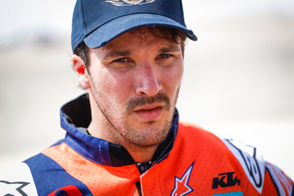 Watch: Brit rider Lyndon Poskitt's daily Dakar videos